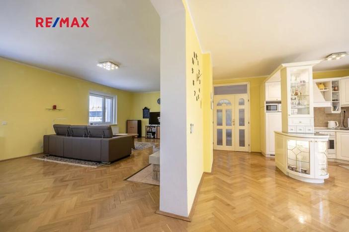 Prodej rodinného domu, Praha - Kunratice, Valcířská, 181 m2