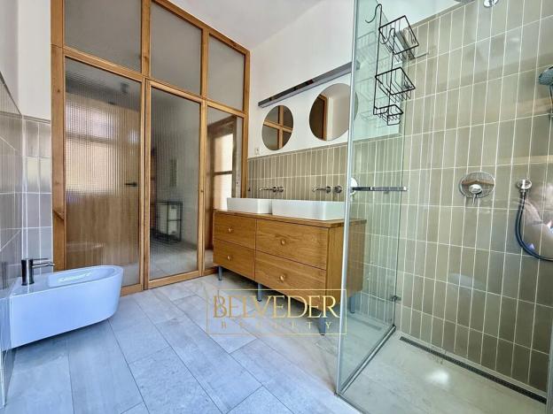 Prodej atypického bytu, Teplice, J. V. Sládka, 134 m2