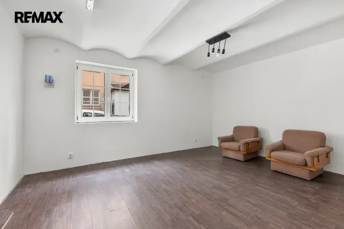 Prodej kanceláře, Sokolov, Odboje, 198 m2