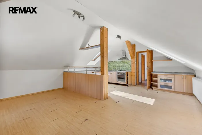 Prodej kanceláře, Sokolov, Odboje, 198 m2