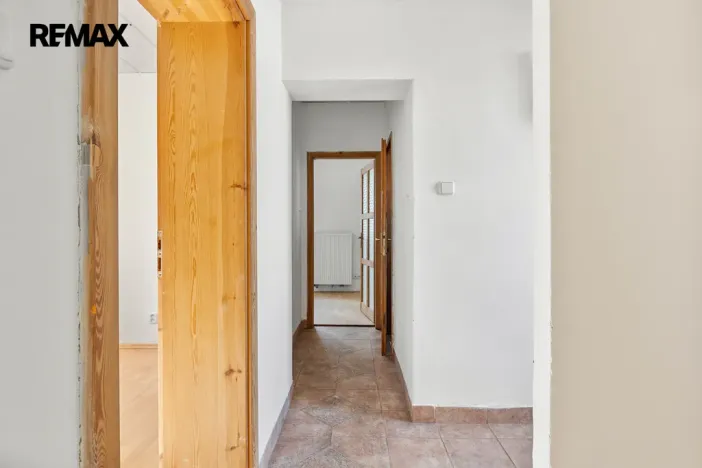 Prodej kanceláře, Sokolov, Odboje, 198 m2