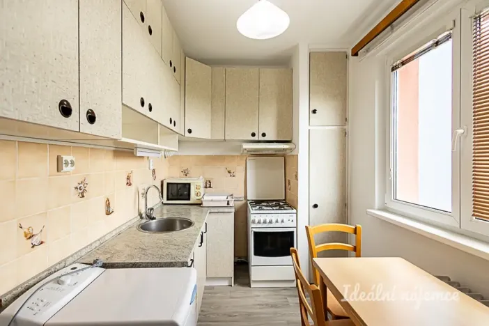 Pronájem bytu 2+1, Praha - Záběhlice, Jasmínová, 53 m2