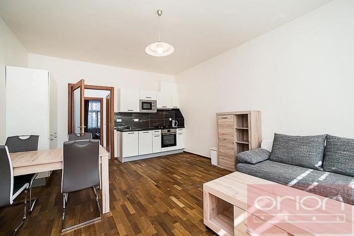 Pronájem bytu 2+kk, Praha - Žižkov, Kubelíkova, 57 m2