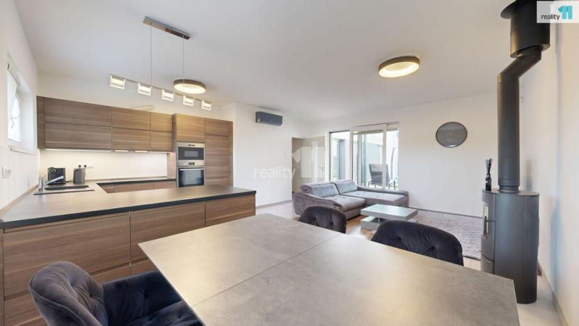 Pronájem rodinného domu, Praha - Hostavice, Manželů Dostálových, 136 m2