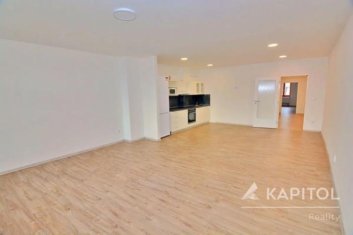 Pronájem bytu 2+kk, Moravská Třebová, nám. T. G. Masaryka, 97 m2