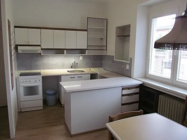 Pronájem bytu 1+1, Praha - Modřany, Chuchelská, 42 m2