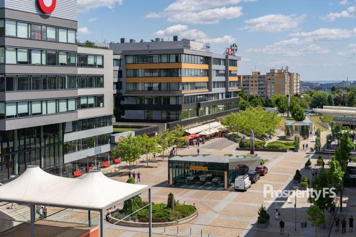 Pronájem bytu 2+kk, Praha - Stodůlky, náměstí Junkových, 62 m2