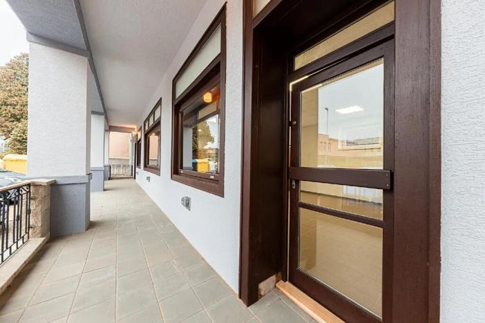 Prodej obchodního prostoru, Přelouč, Smetanova, 69 m2