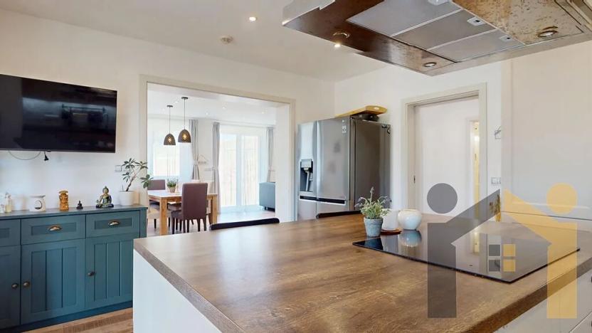 Prodej rodinného domu, Vinařice, 269 m2