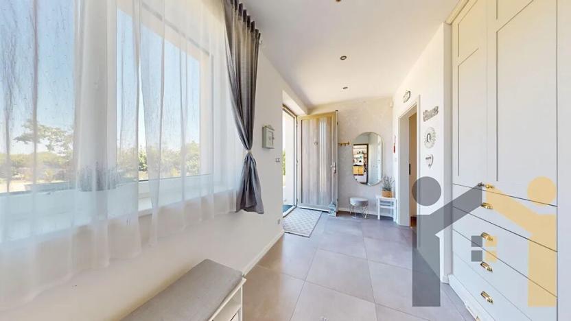 Prodej rodinného domu, Vinařice, 269 m2