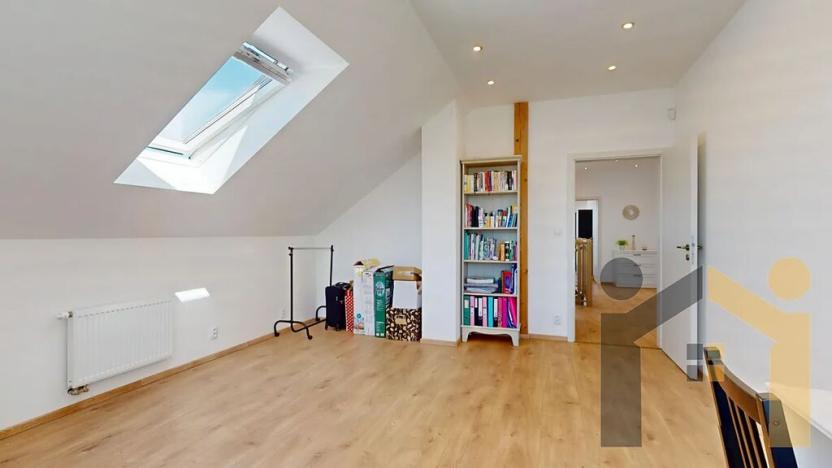 Prodej rodinného domu, Vinařice, 269 m2