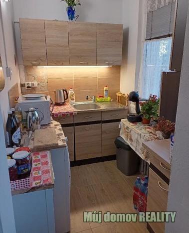 Pronájem bytu 1+1, Praha - Háje, Matúškova, 30 m2
