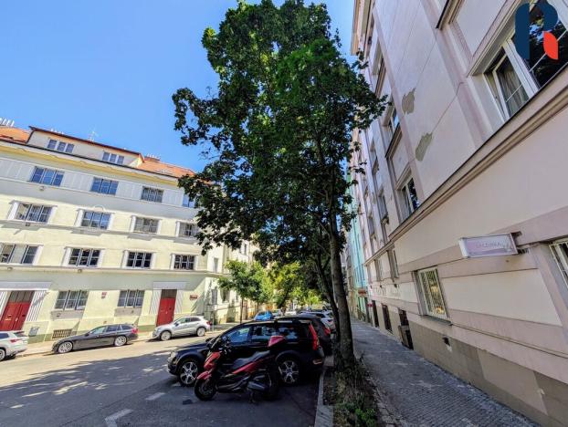 Prodej bytu 3+kk, Praha - Smíchov, Na Březince, 70 m2