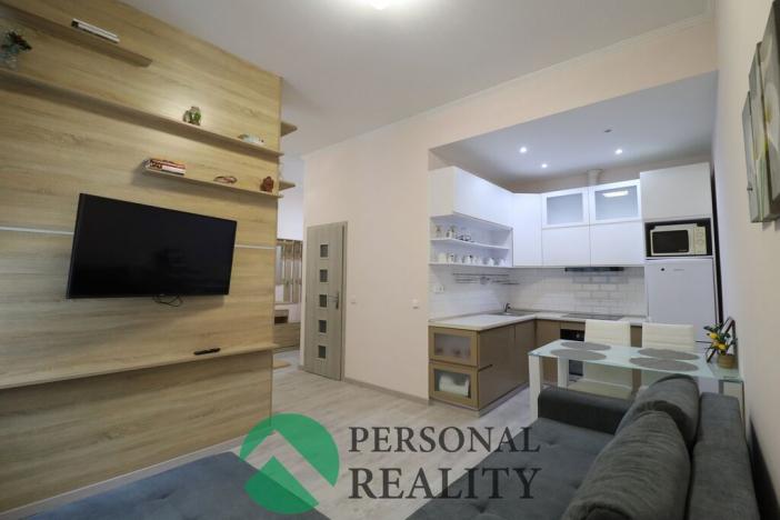 Prodej bytu 1+1, Karlovy Vary, Svahová, 64 m2