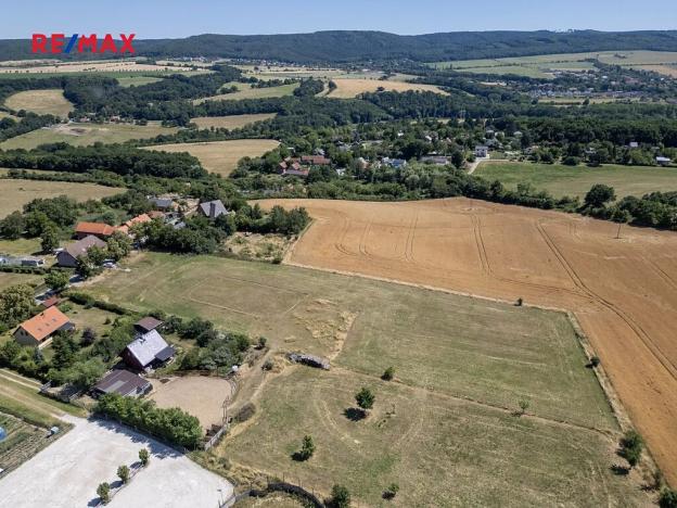Prodej pozemku pro bydlení, Svinaře, Lipová, 7542 m2