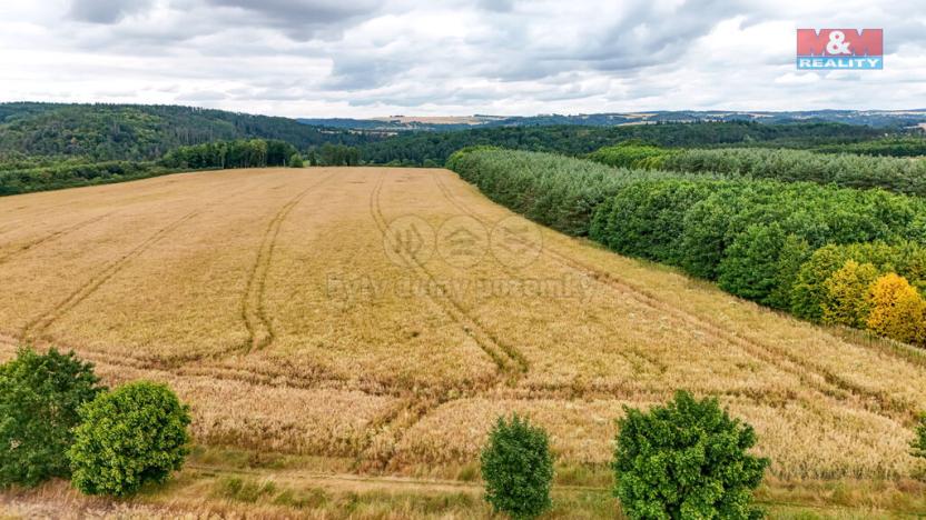 Prodej pole, Chrást, 11929 m2
