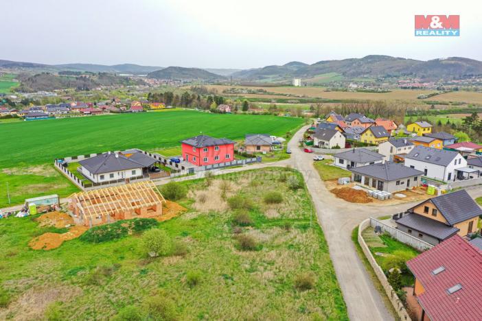 Prodej pozemku pro bydlení, Bavoryně - U Vodojemu, 1091 m2