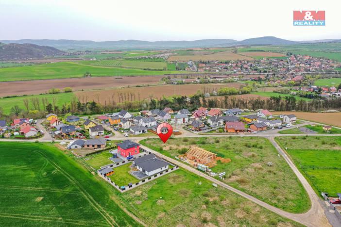 Prodej pozemku pro bydlení, Bavoryně - U Vodojemu, 1091 m2