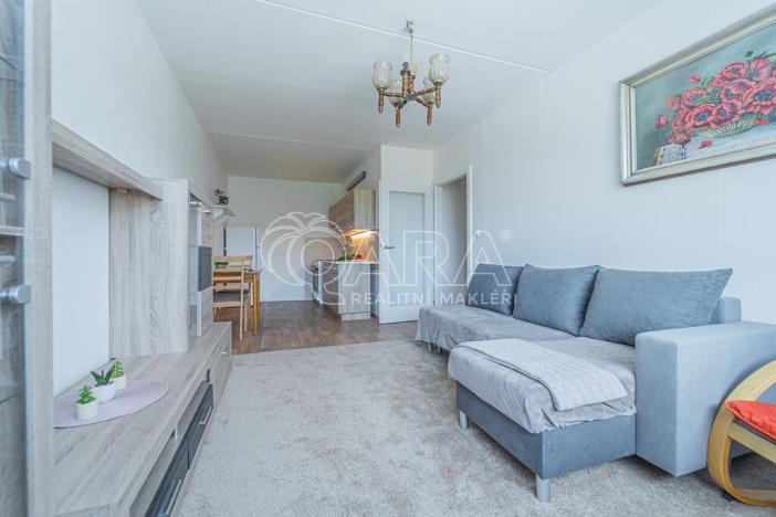 Prodej bytu 2+kk, Kladno - Kročehlavy, Švýcarská, 43 m2