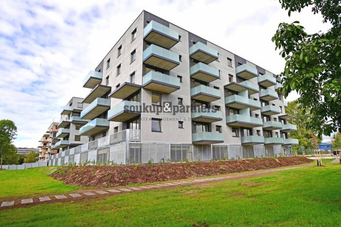 Prodej bytu 2+kk, Praha - Prosek, Čakovická, 52 m2