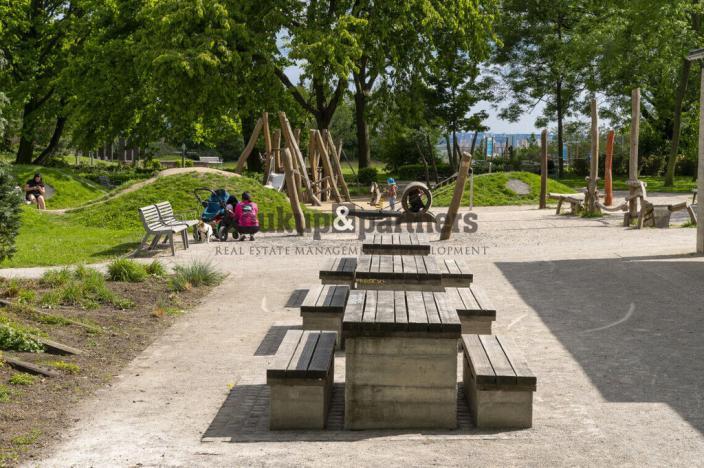 Prodej bytu 2+kk, Praha - Prosek, Čakovická, 52 m2