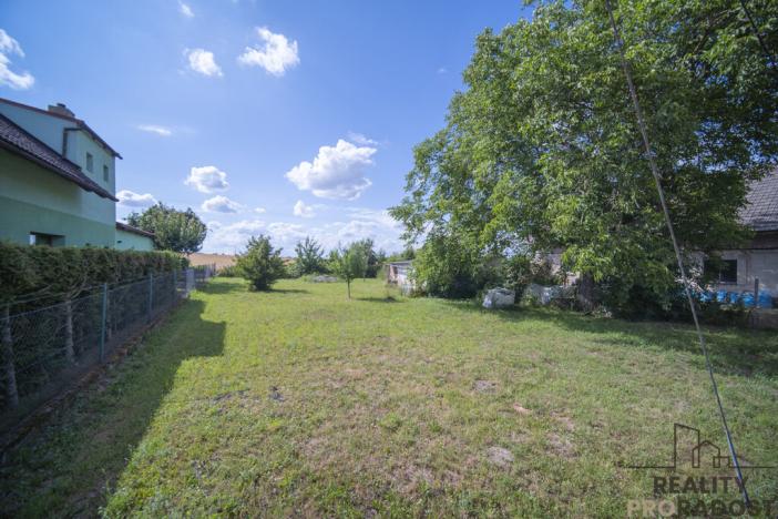 Prodej pozemku pro bydlení, Brloh, 813 m2