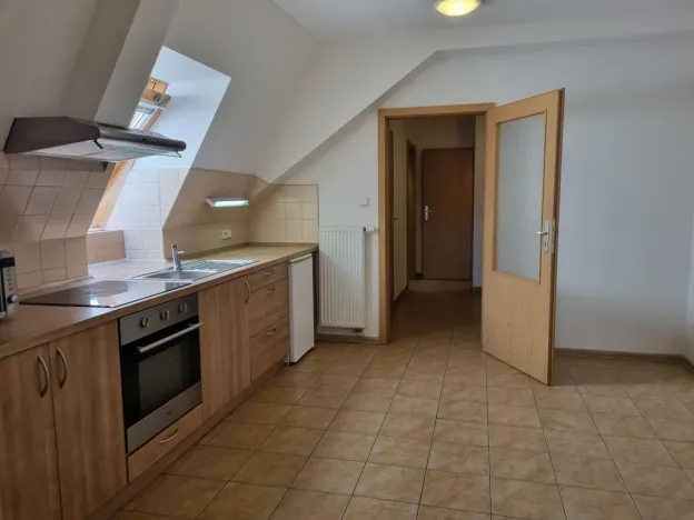 Pronájem bytu 1+1, Hradec Králové, Velké náměstí, 42 m2
