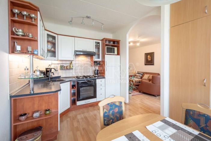 Prodej bytu 3+1, Praha - Kobylisy, Rajmonova, 65 m2