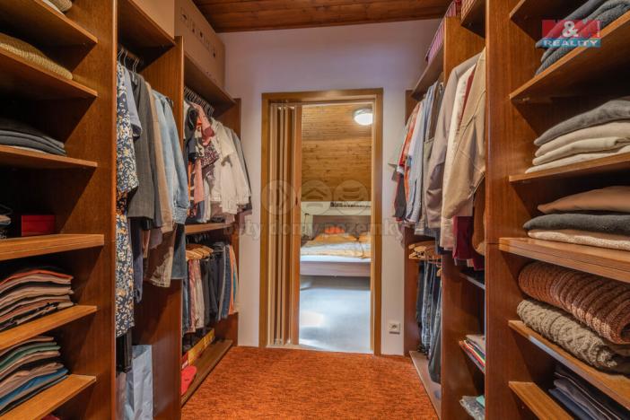 Prodej rodinného domu, Benecko, 224 m2