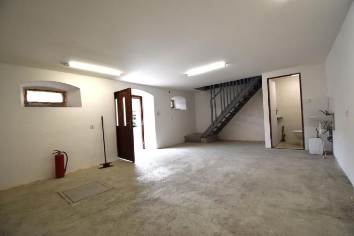 Pronájem skladu, Plzeň - Doudlevce, Zborovská, 92 m2