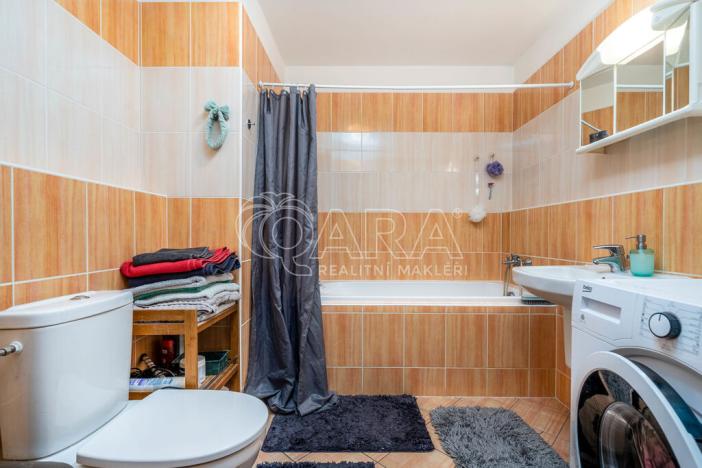 Pronájem bytu 1+kk, Praha - Vinoř, Českodubská, 43 m2