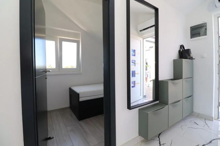 Prodej bytu 3+kk, Vodice, Chorvatsko, Srima XVII, 46 m2