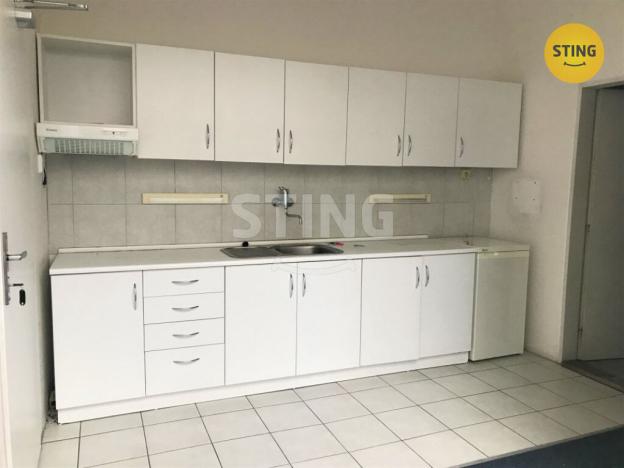 Pronájem kanceláře, Kopřivnice, Záhumenní, 18 m2
