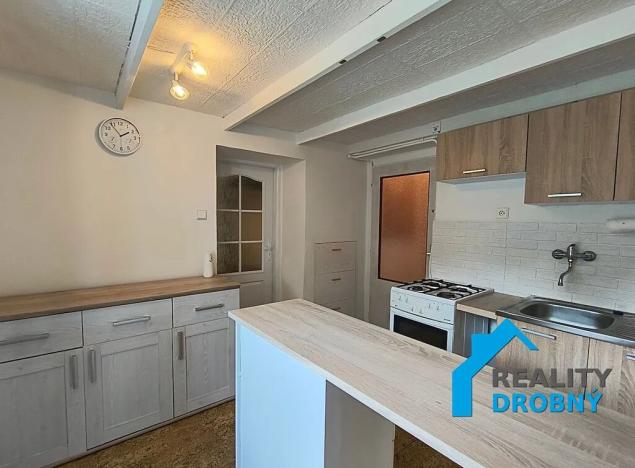 Prodej bytu 2+kk, Děčín, Sládkova, 52 m2