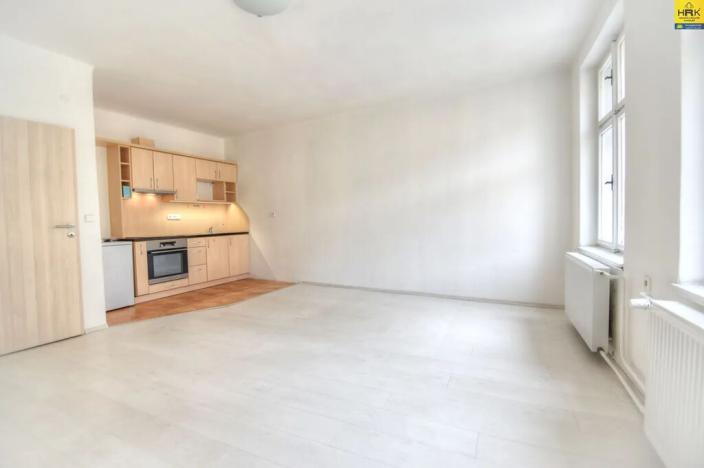 Pronájem bytu 2+kk, Olomouc, Pavelčákova, 65 m2