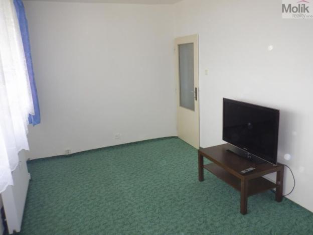 Pronájem bytu 1+kk, Chomutov, Březenecká, 28 m2