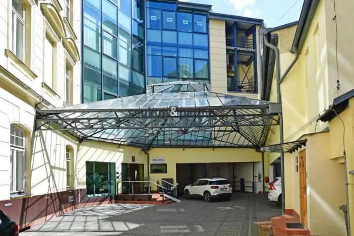 Pronájem kanceláře, Praha - Karlín, Pobřežní, 125 m2