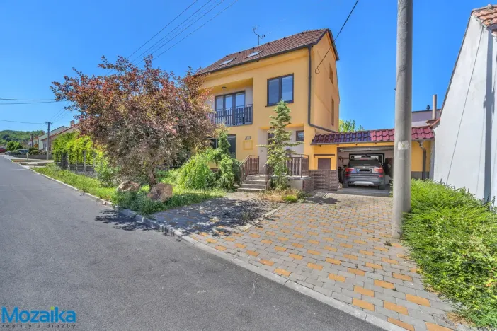 Prodej rodinného domu, Křepice, 244 m2