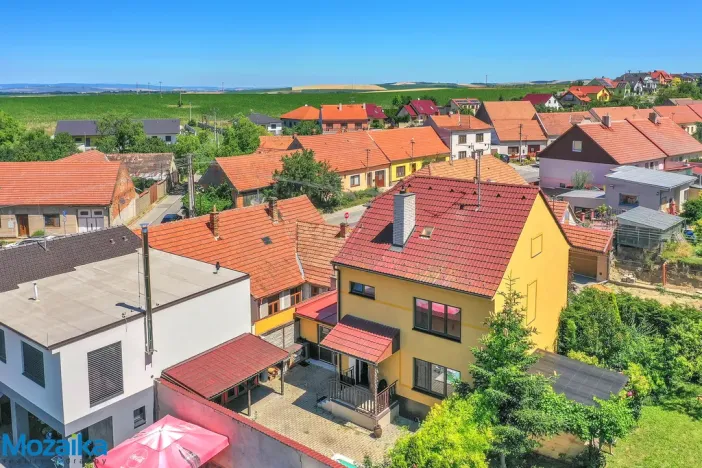 Prodej rodinného domu, Křepice, 244 m2