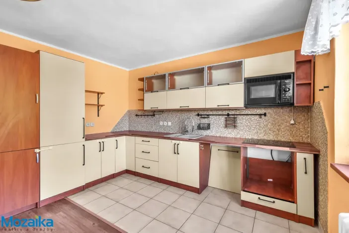 Prodej rodinného domu, Křepice, 244 m2