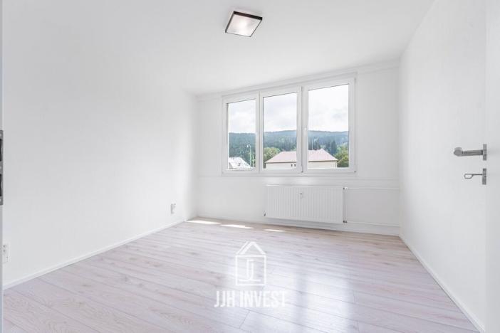 Prodej bytu 3+1, Loučovice, 65 m2