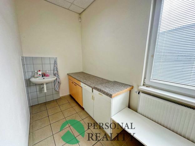 Pronájem obchodního prostoru, Rakovník, Sportovní, 800 m2