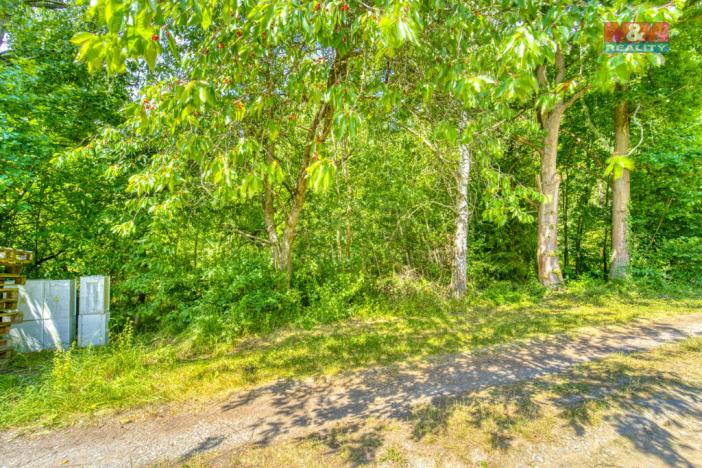 Prodej pole, Kunějovice, 1697 m2