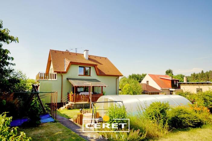 Prodej rodinného domu, Vroutek, Pod Hájem, 241 m2