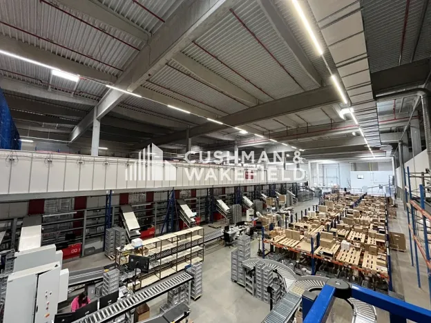 Prodej skladu, Nová Paka, 9000 m2