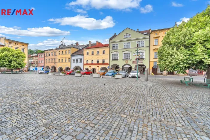 Prodej činžovního domu, Hostinné, Náměstí, 420 m2