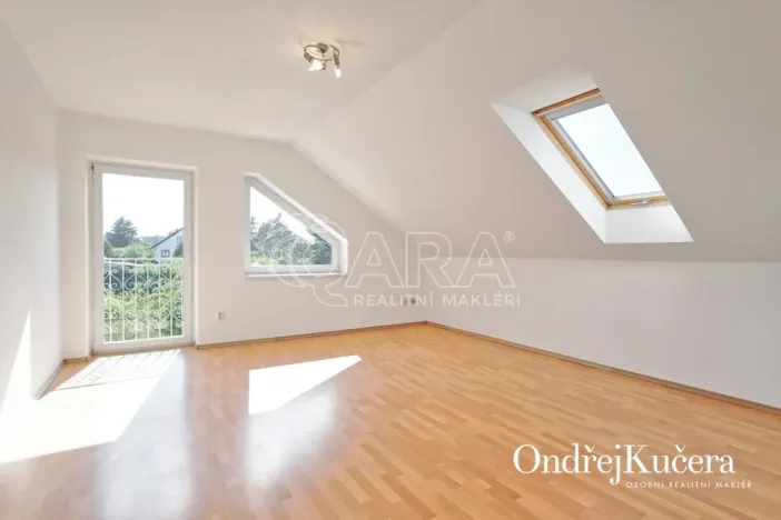 Prodej rodinného domu, Brandýs nad Labem-Stará Boleslav - Brandýs nad Labem, Na dolence, 435 m2