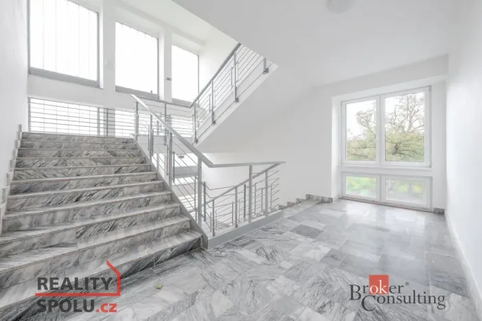 Pronájem bytu 1+kk, Mlékojedy, 47 m2