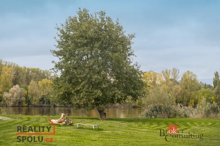 Pronájem bytu 1+kk, Mlékojedy, 47 m2