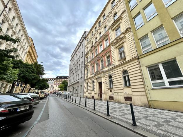 Prodej bytu 3+kk, Praha - Vinohrady, Sázavská, 66 m2